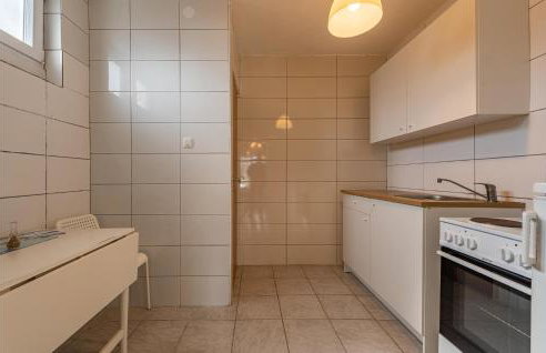 Nice Apartment In Novalja With Kitchen - Photo 20