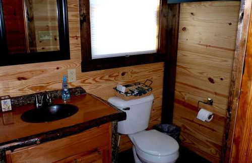 Vacation Cabin Rental near Amazing Hiking Trails in Liberty, Kentucky - Foto 13