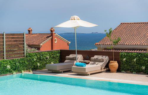 Corfelia Seaview Suites - Photo 2