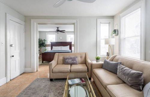 Revamped 3BR Apt with Easy Check-In Family-Friendly - Foto 43