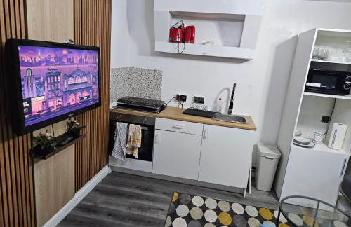 Femros Apartments, 15mins to city center. - Foto 14