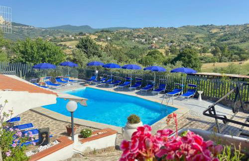 Serra Marina Rooms and Apartments - Foto 1