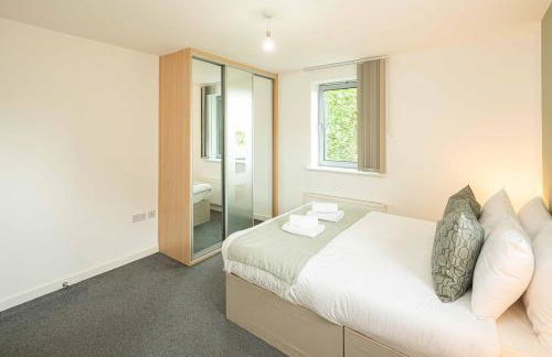 Stylish 2-Bed with Stunning View - Foto 10