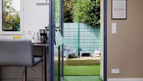 Chic Parisian - 5' RER C Paris - Orly 15 min - Foto 4