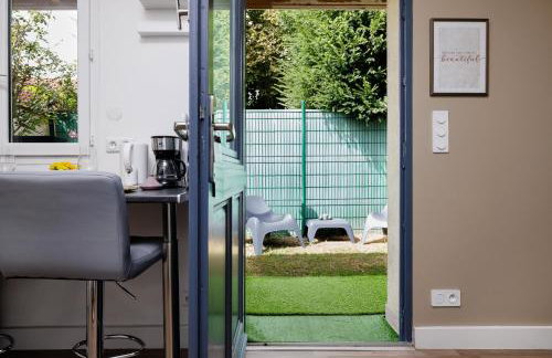 Chic Parisian - 5' RER C Paris - Orly 15 min - Foto 4