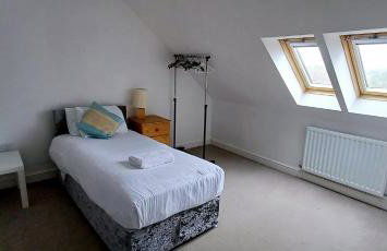The Green House Durham Large Family & Contractor Stay Sleeps 12 with Ample Parking - Foto 4