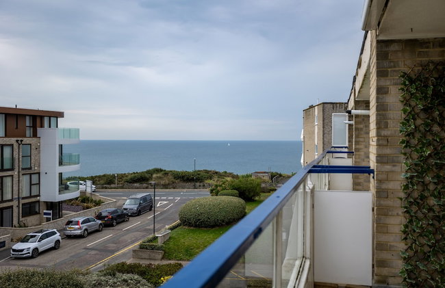 Stunning 2 bed Seaside Apartment With Sea Views - Foto 52