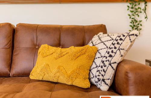 ByEvo Oswestry Barn - Quirky romantic retreat or Cosy contractor base - Foto 19