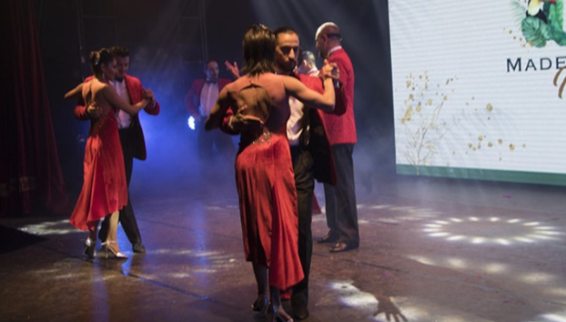 Spettacolo di tango Madero con cena a El Jardín - Foto 2