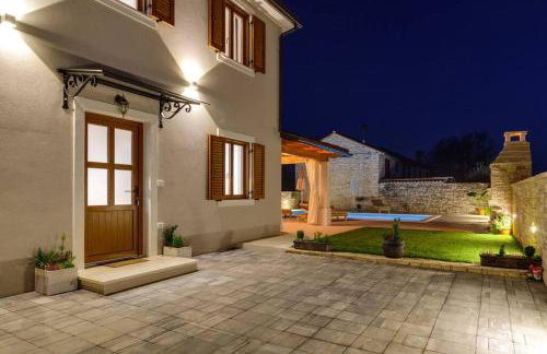 Villa NIMA - Holiday house with private pool - Foto 30