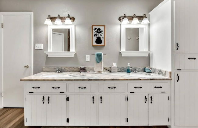 New Cozy Retreat Located 15 Minutes to Waco - Foto 18