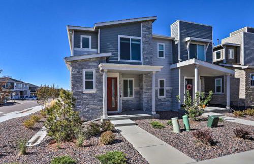 Near Hiking and Biking Trails Townhome with Patio - Foto 3