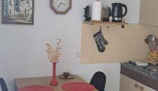 A côté des cures grand studio Audrey idéal rénové avec goût parking wifi dernières disponibilités août oct nov - Foto 4