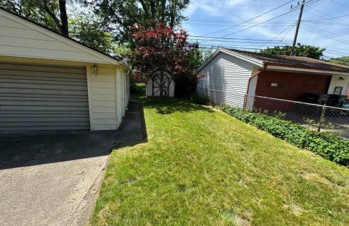 4 Bedroom 2 and a half bath that Sleeps 8 Near it all Ford Telegraph - Foto 44