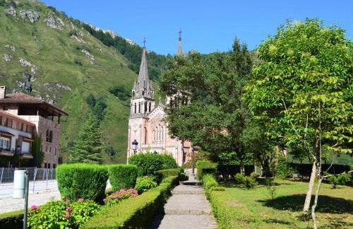 La Casina de Orfeo Cuenco Cangas de Onís VV-1901-A - Foto 47
