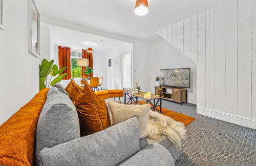 Clover House Stunning Cosy Cottage 3BR By AltoLuxo Short Lets & Serviced Accommodation With Free WiFi & Parking - Foto 33