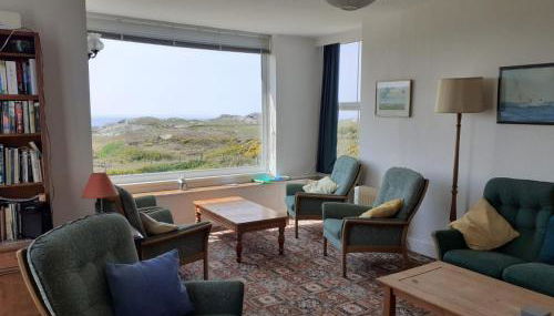 Garreglwyd - relaxed, rural, holiday house with outstanding sea views - Foto 5