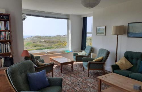 Garreglwyd - relaxed, rural, holiday house with outstanding sea views - Foto 5