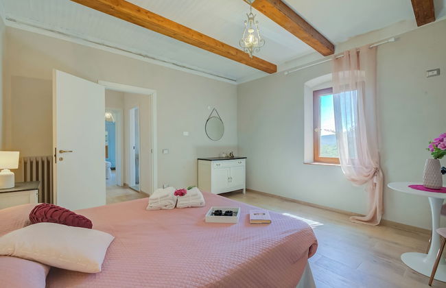 Relaxing Margherita Home Private Garden - Photo 6