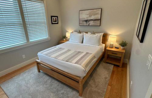 Brand New Construction! 3 Unit5 Bed Property - Foto 12