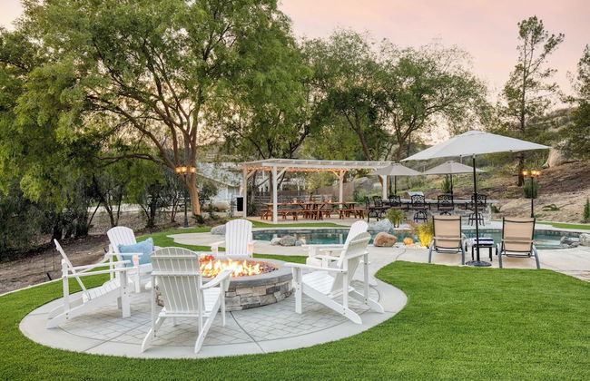 The Riesling Retreat by Avantstay Estate w/ Pool, Hottub, Putting Green & Pickle Ball Court! - Photo 39