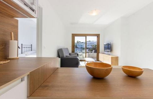 Cozy Apartment In Orihuela With Wifi - Photo 16