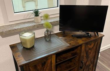 Seyfarthrooms - Crimmitschau 3 - zentrale Lage, gute Anbindung, voll ausgestattet - Foto 2