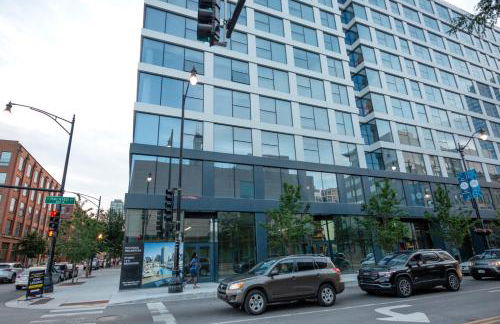 W Loop 2BR w Gym Pool in heart of Greektown CHI-561 - Foto 38