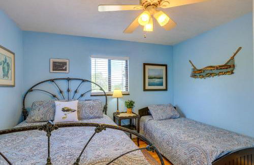 Waterfront Cedar Key Duplex Home Grill and Dock! - Foto 16