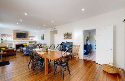 Modern Farmhouse Retreat North Fork Wine Country - Foto 11