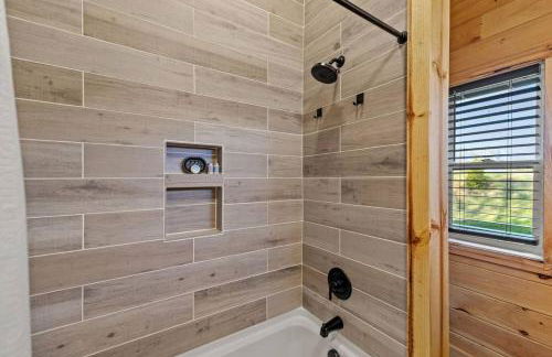 WiFi Hot Tub & Pets - EagleRock Retreat in RRG - Foto 23