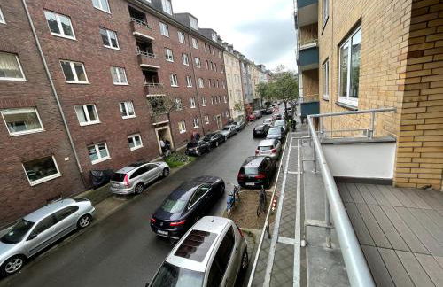 Cozy apartment city nightlife - Foto 13