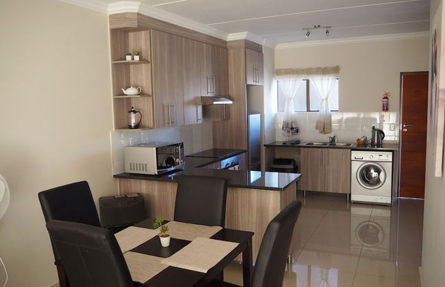 African Eagle Apartments - Photo 23