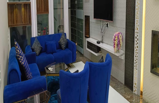 The Diplomat Villa - Photo 25