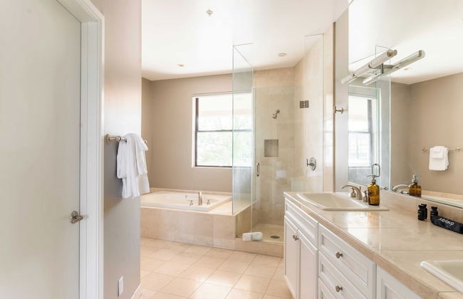 Ivory I By Avantstay Modern Home w/ Stunning Views Close To Old Town - Foto 20