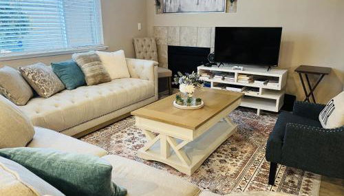 Placid Vibe Spacious 7-BR with Free Parking - Foto 1