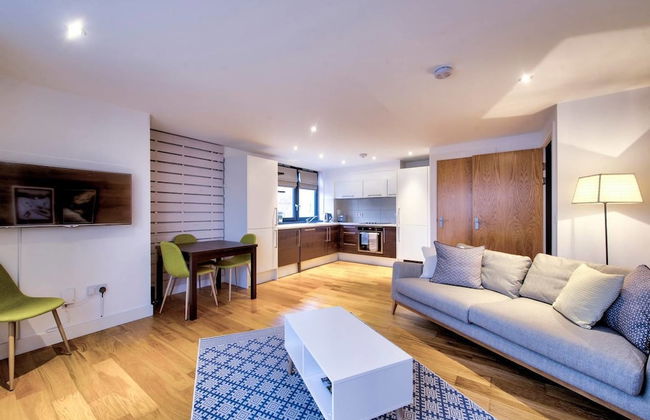 JOIVY Stylish City Centre Apartment for Two - Foto 9