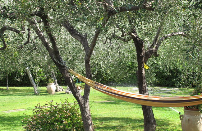 8 bedroom House in Diano Castello with private pool and garden - Photo 30