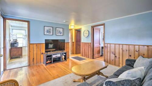 Point Pleasant Abode with Lagoon and Boat Dock! - Foto 2