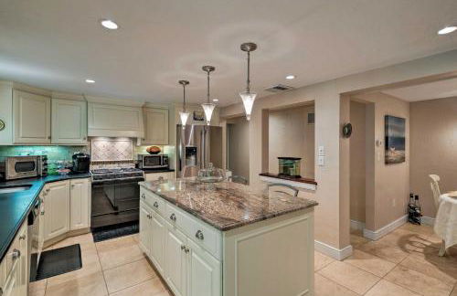 Cape Cod Area Home with Fire Pit Less Than 4 Mi to Beach! - Foto 4