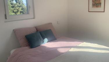 Charmante maisonnette proche du centre du village - Foto 5