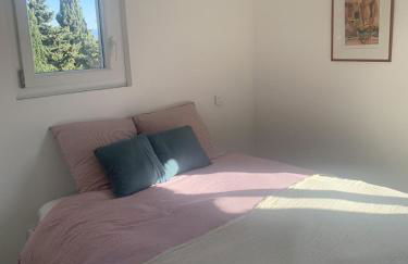 Charmante maisonnette proche du centre du village - Foto 5