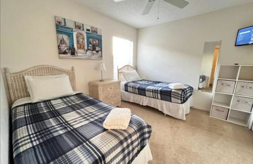 270 - Gracious 3 Bedroom Home Near Disney with Pool - Foto 29
