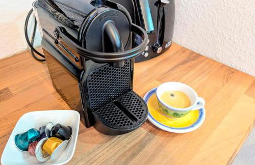 Apartment with AC, full kitchen, self check in, parking, 8 min to SAP campus, Wi Fi - Foto 36