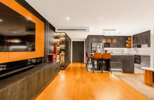 Upscale 3BR Apt w balcony, 3min railway station - Foto 9