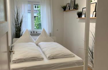 ZORO - 4 Zimmer- Küche - Balkon - Foto 4