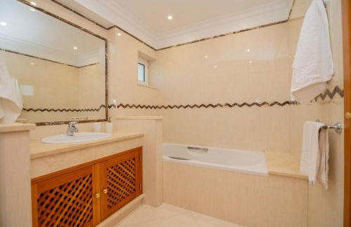 Quinta da Boa Nova - Cheerful and spacious 2-bedroom duplex - Foto 5