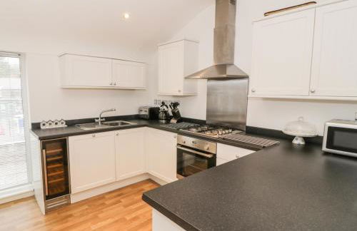 7 Marina View - Photo 5