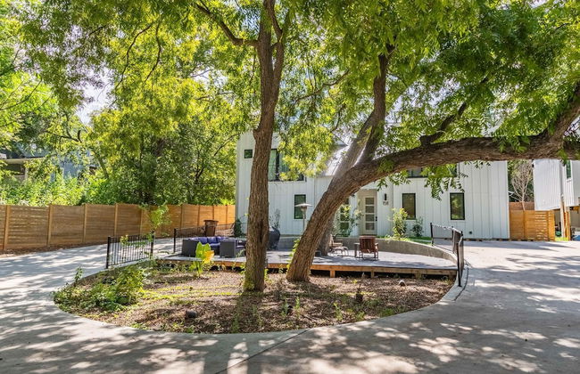 Upstay - Eastside Home w LRG Patio - Rooftop Deck - Foto 40