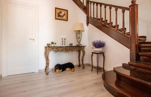 5 Bedroom Awesome Home In Alella - Foto 23